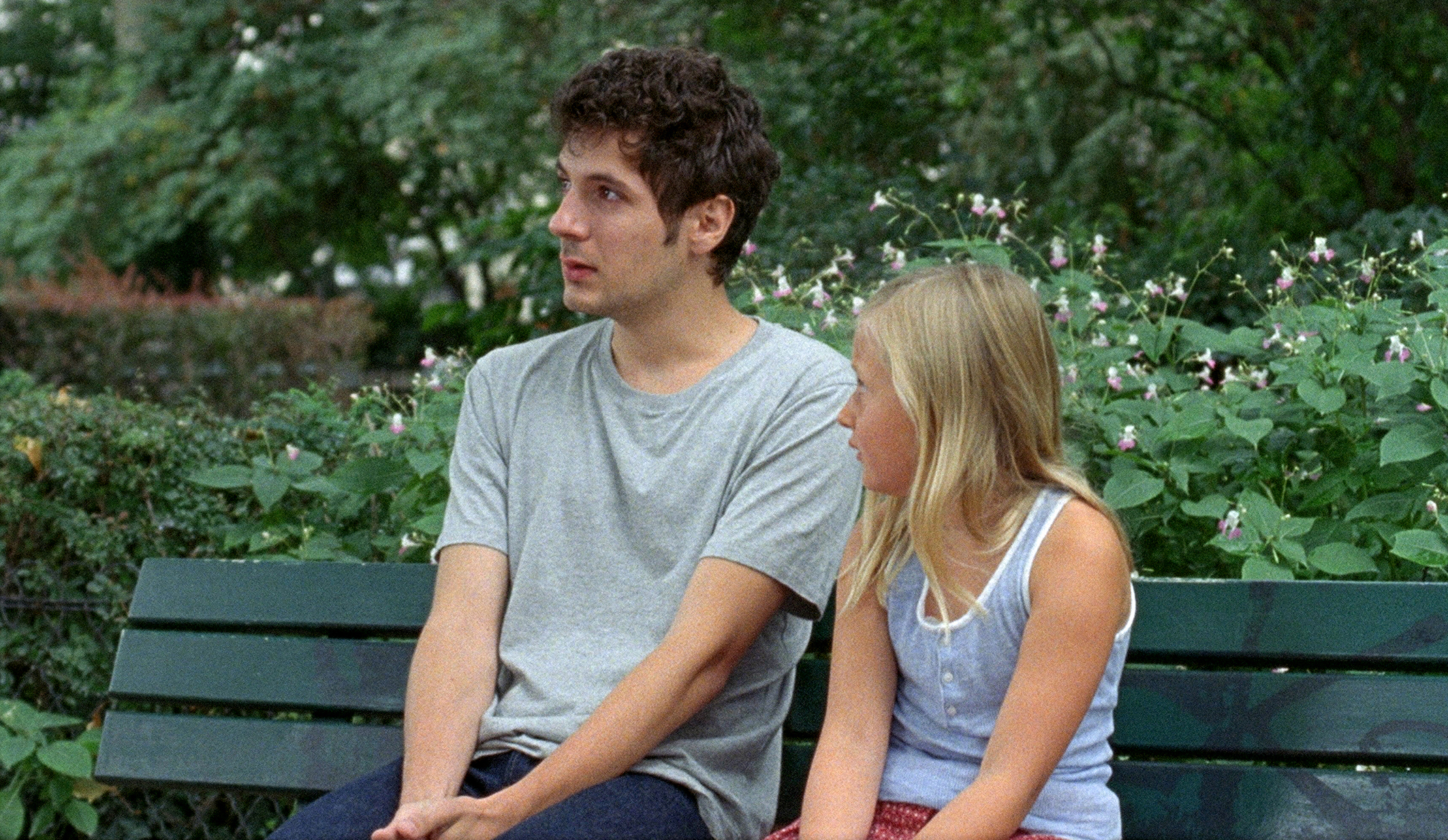 44686-Amanda_-_Mikhael_Hers__film_still___1_