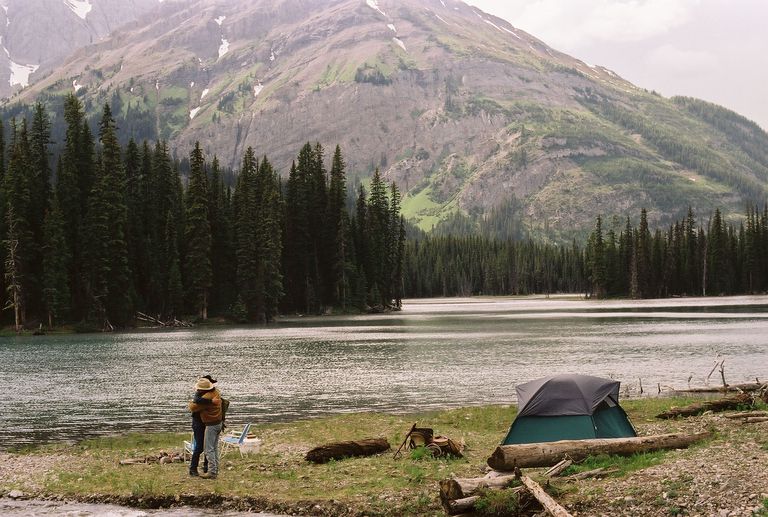 Brokeback-Mountain-Promotional-Stills-brokeback-mountain-31873862-1769-1191-56a389dc3df78cf7727de880